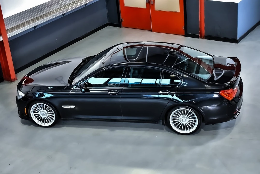 2011 BMW Alpina B7 - Image 30 of 31