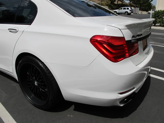 2011 BMW Alpina B7 - Image 2 of 5