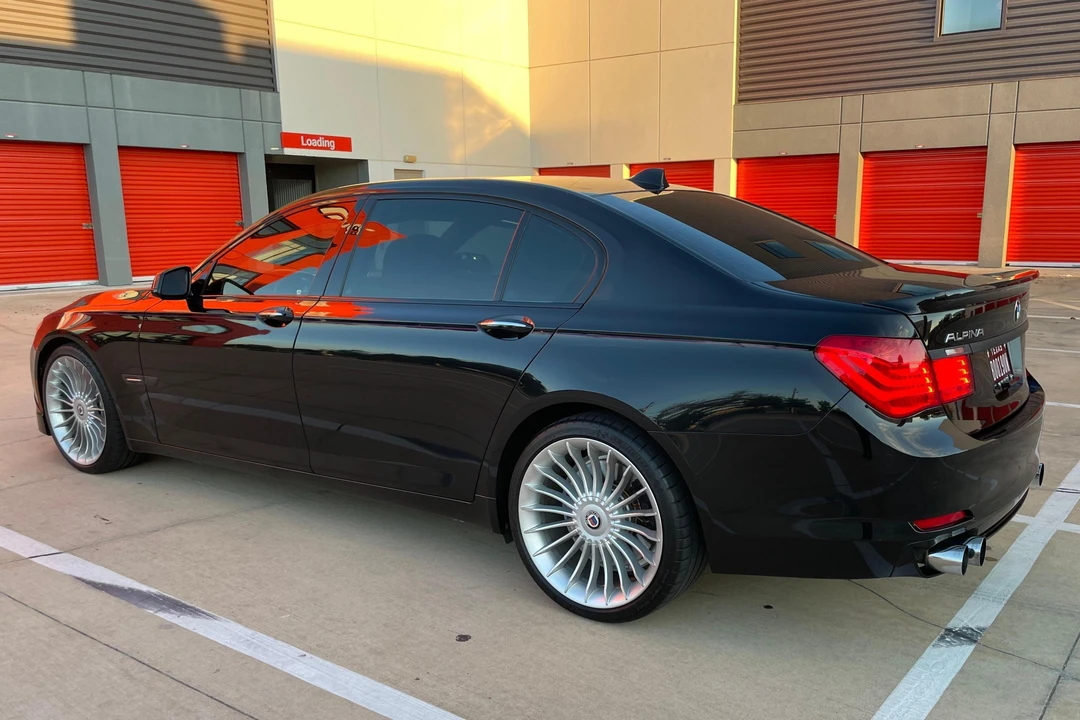 2011 BMW Alpina B7 - Image 4 of 31