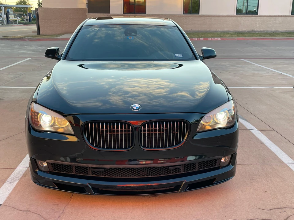 2011 BMW Alpina B7 - Image 7 of 31