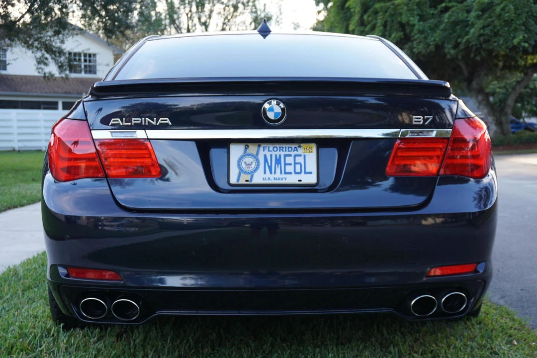 2011 BMW Alpina B7 - Image 5 of 10