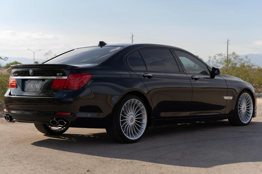 2011 BMW Alpina B7 - Image 4 of 31