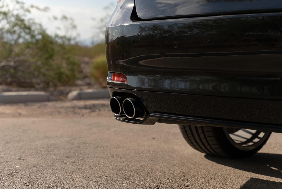 2011 BMW Alpina B7 - Image 14 of 31