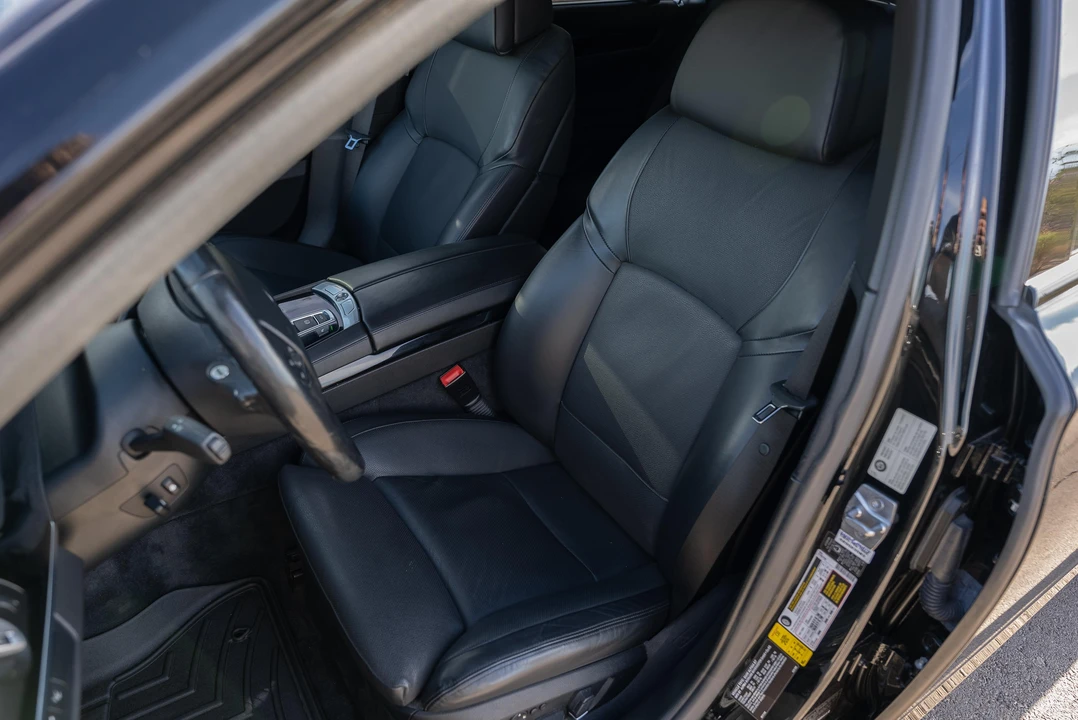 2011 BMW Alpina B7 - Image 26 of 31