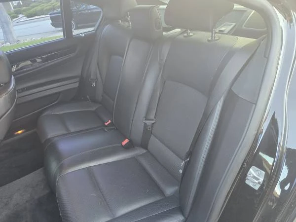 2011 BMW Alpina B7 - Image 13 of 21