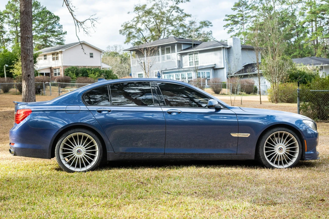 2011 BMW Alpina B7 - Image 3 of 31