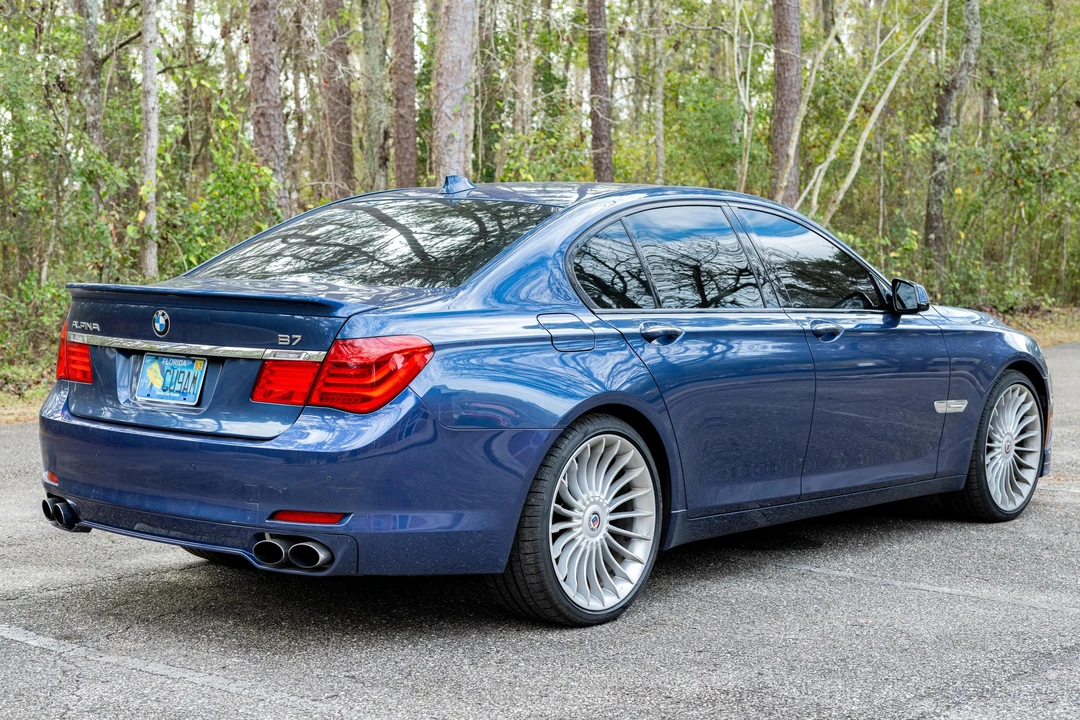 2011 BMW Alpina B7 - Image 4 of 31
