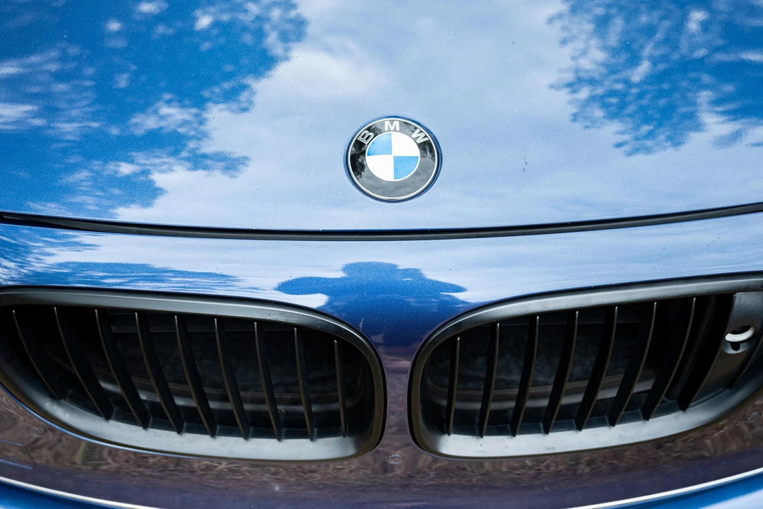 2011 BMW Alpina B7 - Image 17 of 31