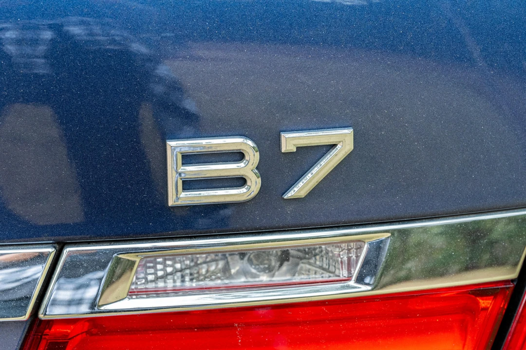 2011 BMW Alpina B7 - Image 20 of 31