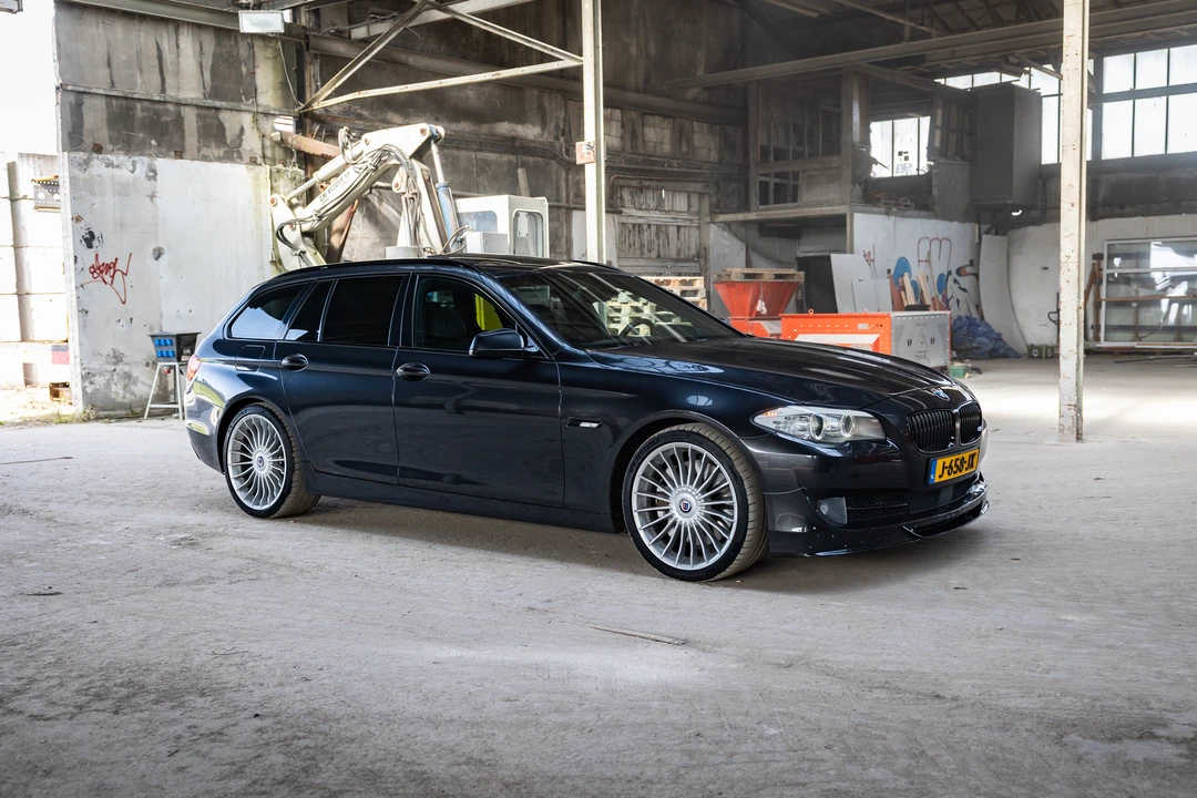 2011 BMW Alpina B5 - Image 9 of 31