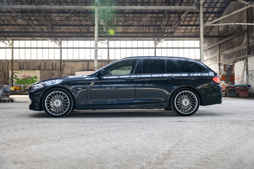 2011 BMW Alpina B5 - Image 12 of 31
