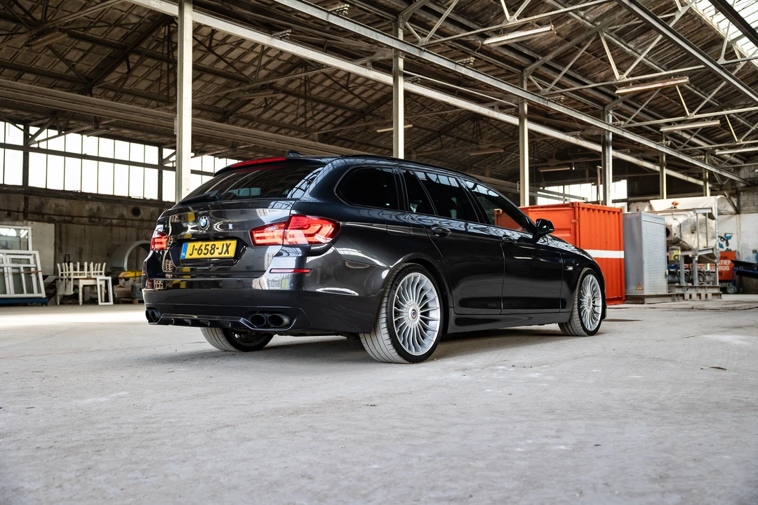 2011 BMW Alpina B5 - Image 15 of 31