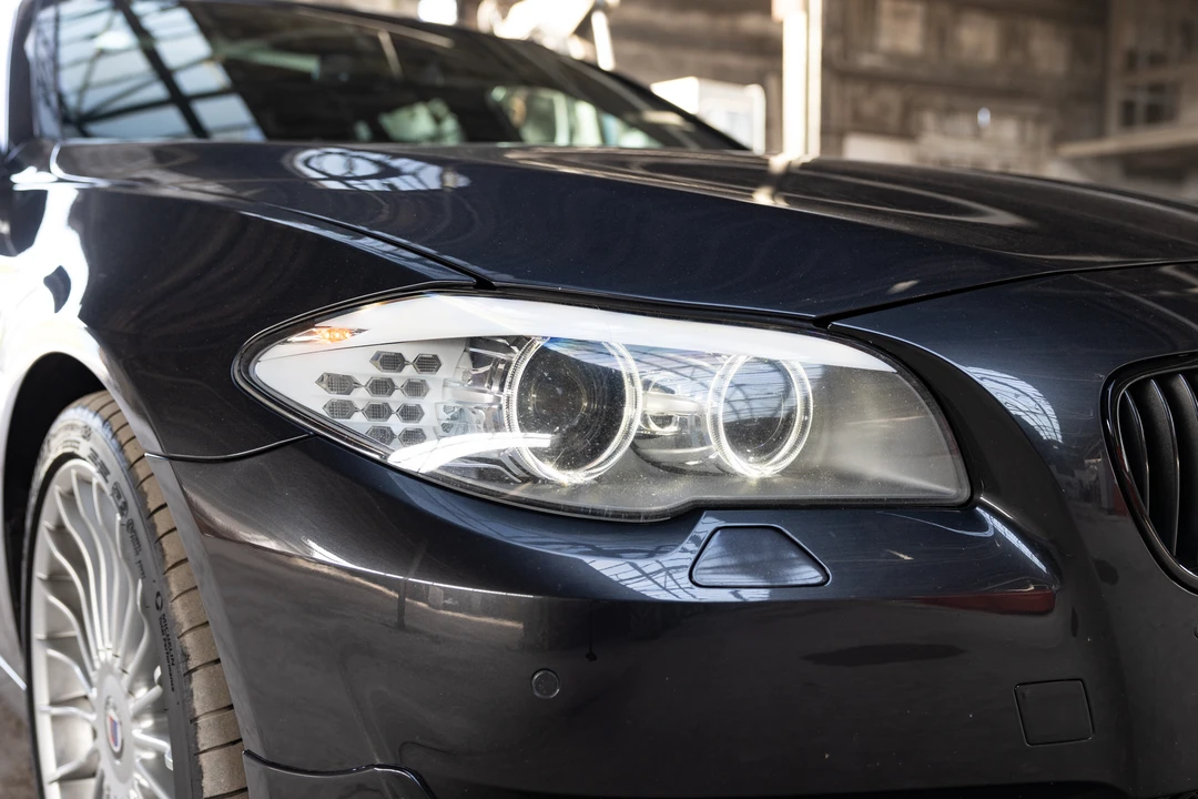 2011 BMW Alpina B5 - Image 19 of 31
