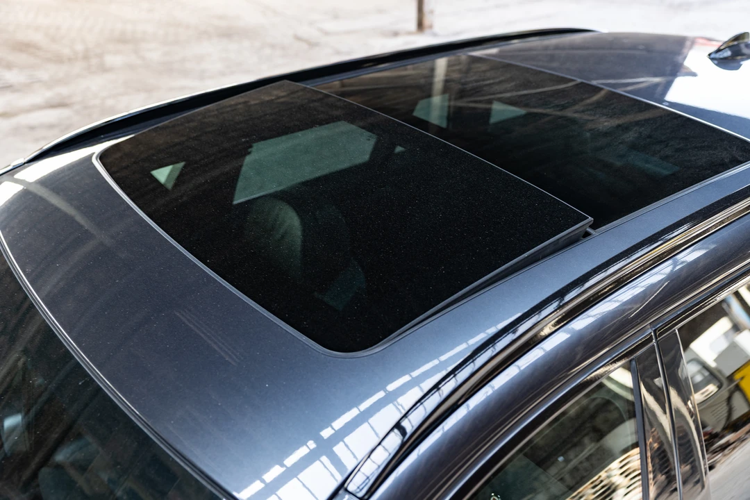 2011 BMW Alpina B5 - Image 28 of 31