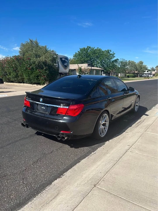 2011 BMW Alpina B7 - Image 7 of 15