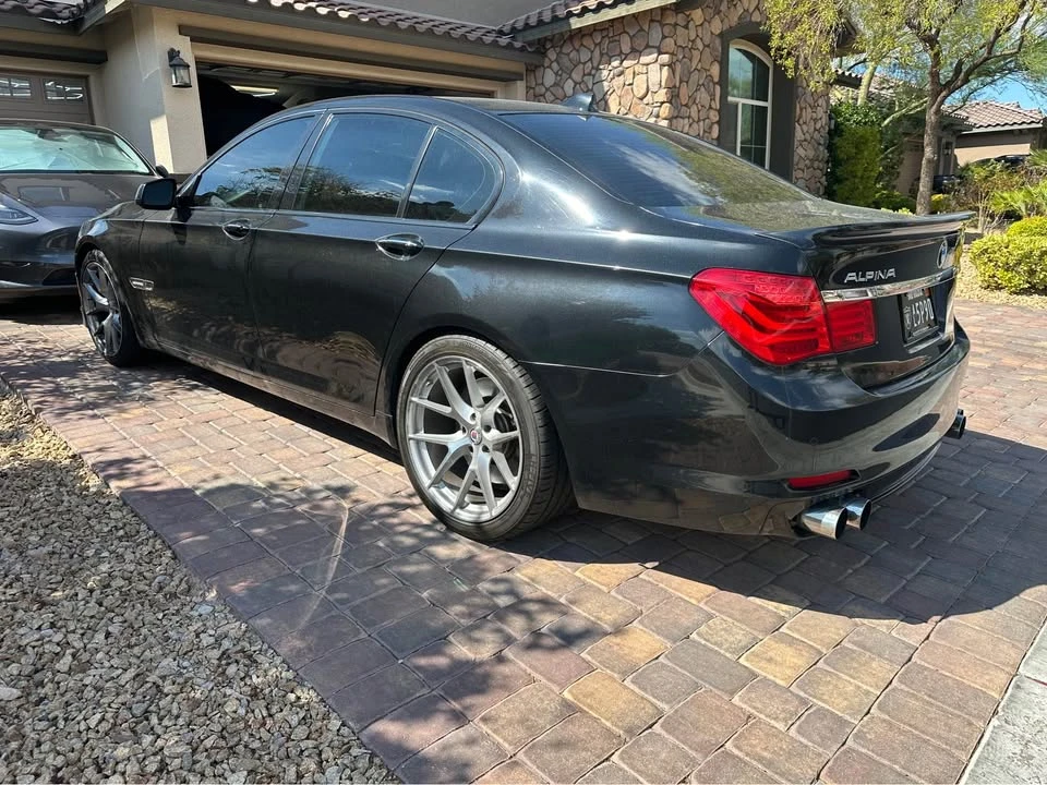 2011 BMW Alpina B7 - Image 3 of 9
