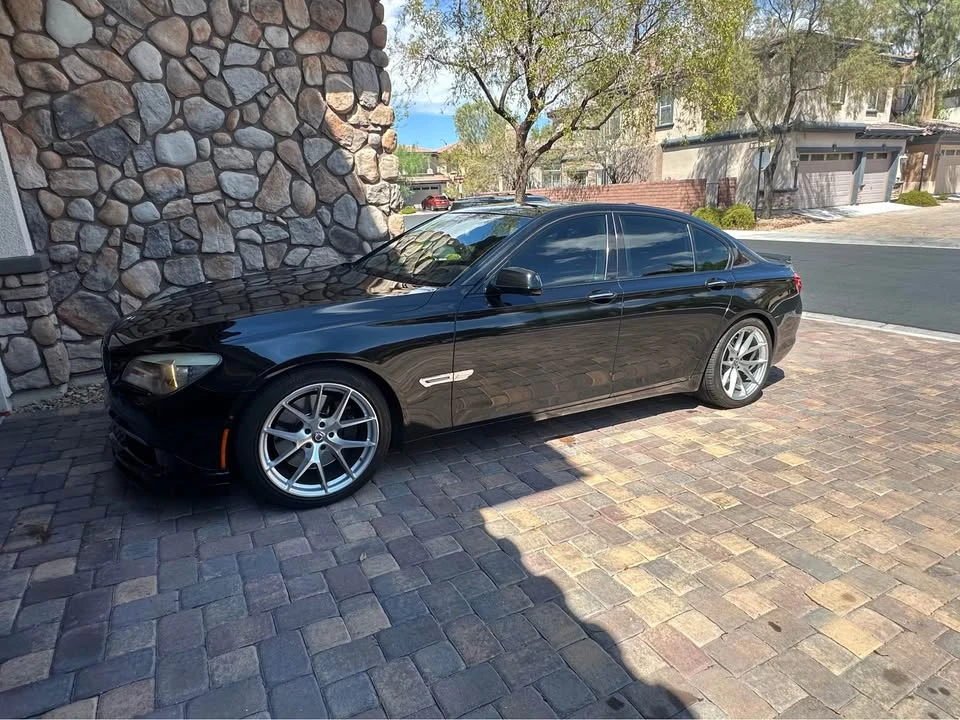 2011 BMW Alpina B7 - Image 2 of 9