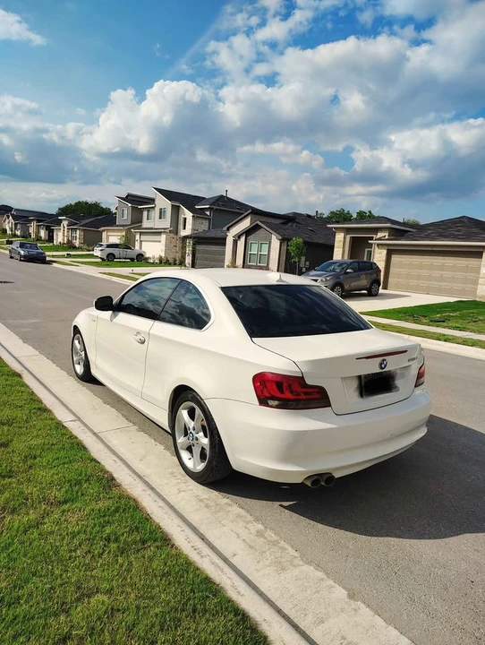 2011 BMW E81/E82/E88 1 Series - Image 2 of 13