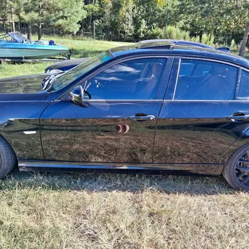 2011 BMW 8 Series Car