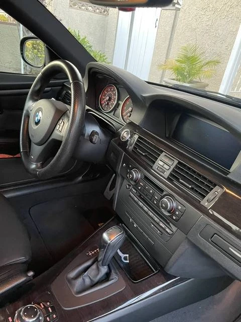 2011 BMW E90 3 Series Sedan - Image 5 of 16