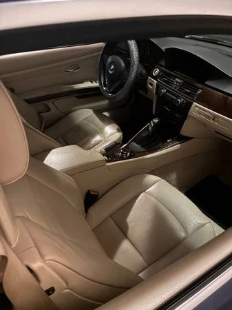 2011 BMW E93 3 Series Convertible - Image 9 of 12