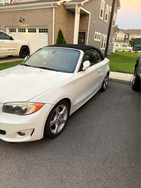 2011 BMW 1M - Image 8 of 11