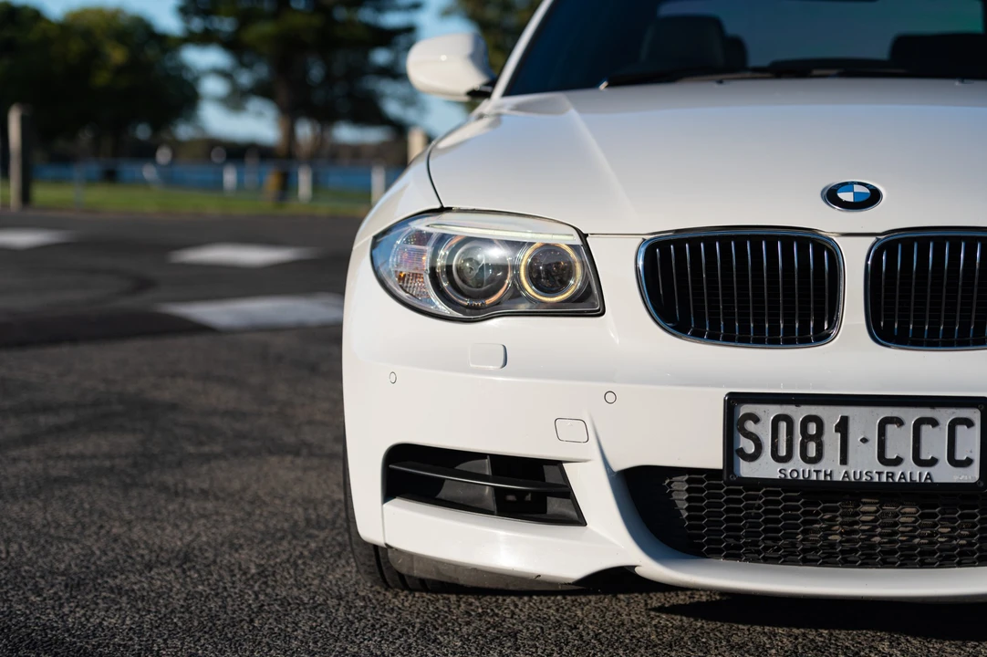 2011 BMW E82 135i & 135is - Image 20 of 31