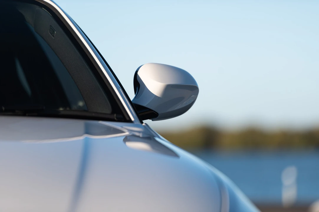 2011 BMW E82 135i & 135is - Image 23 of 31
