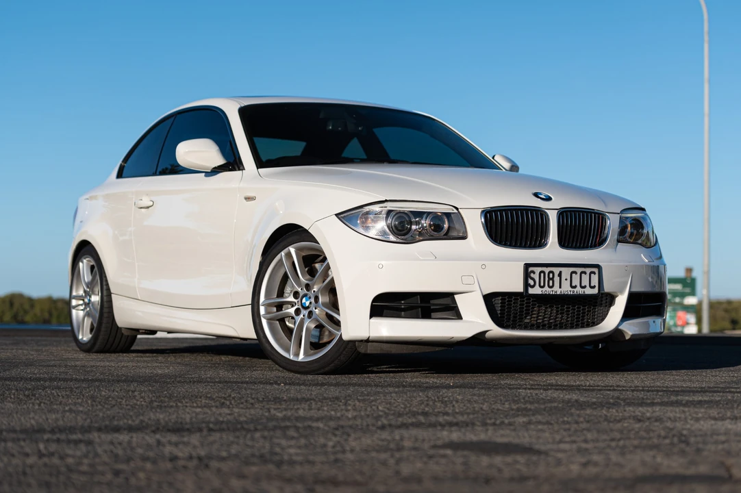 2011 BMW E82 135i & 135is - Image 11 of 31