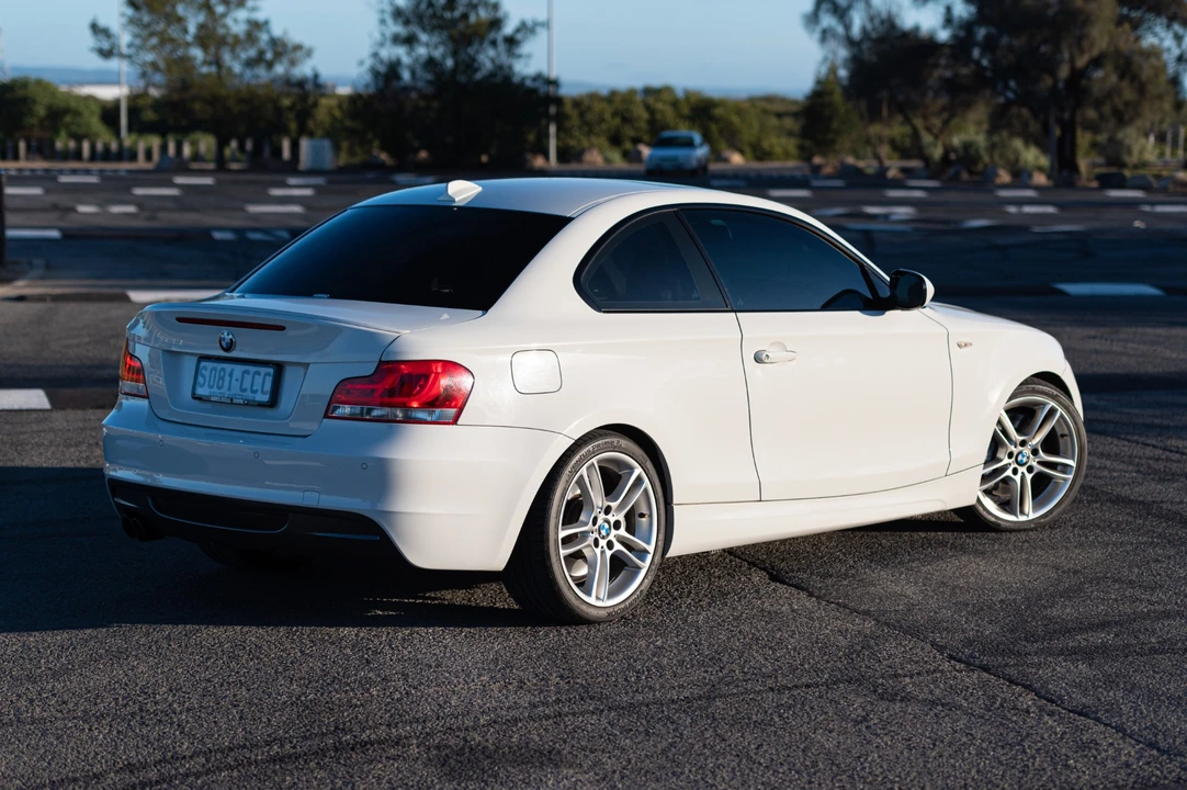 2011 BMW E82 135i & 135is - Image 6 of 31