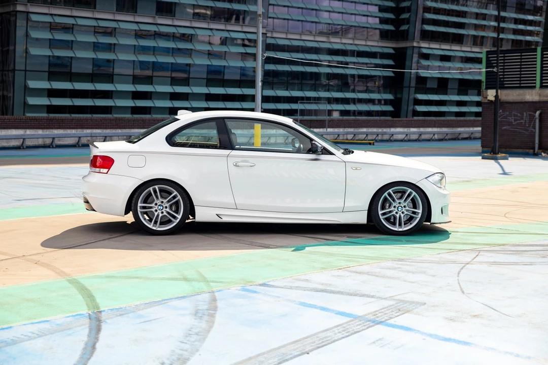 2011 BMW E82 135i & 135is - Image 24 of 30