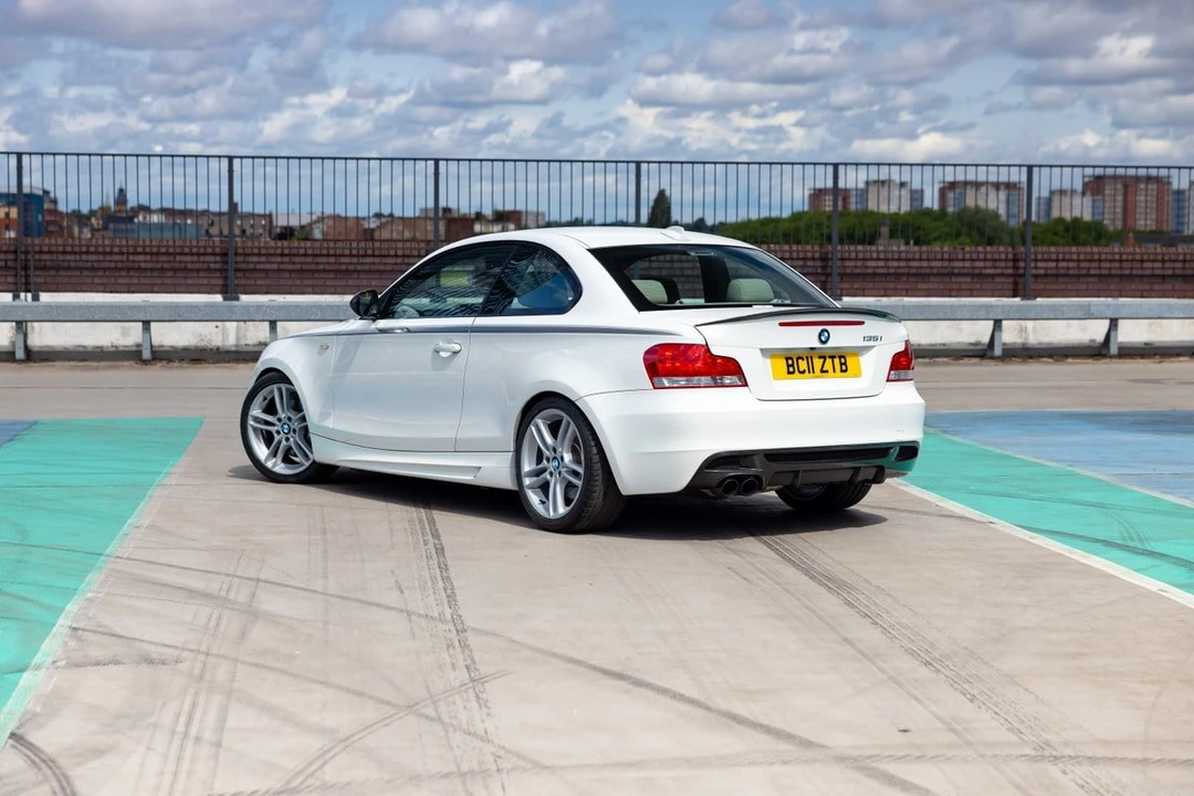 2011 BMW E82 135i & 135is - Image 12 of 30