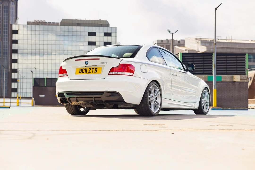 2011 BMW E82 135i & 135is - Image 3 of 30