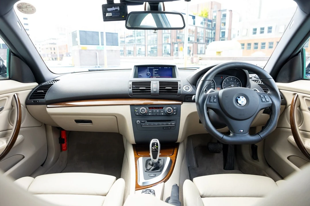 2011 BMW E82 135i & 135is - Image 7 of 30