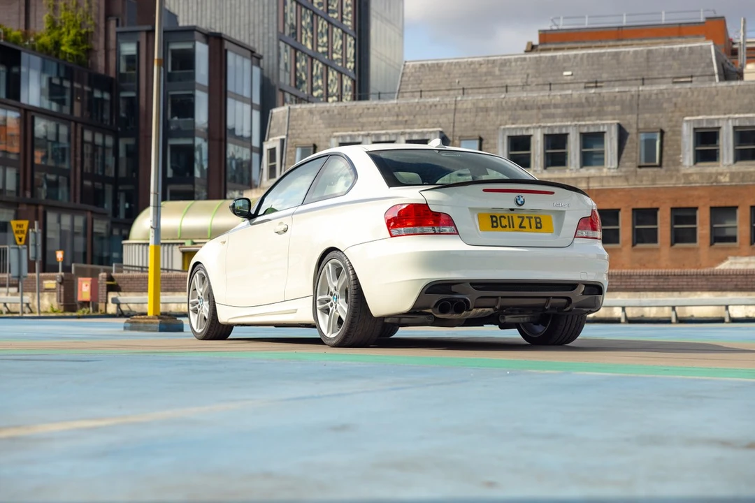2011 BMW E82 135i & 135is - Image 18 of 30