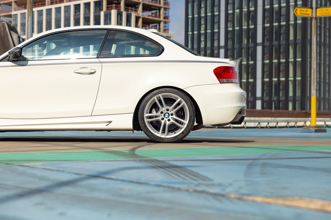 2011 BMW E82 135i & 135is - Image 19 of 30