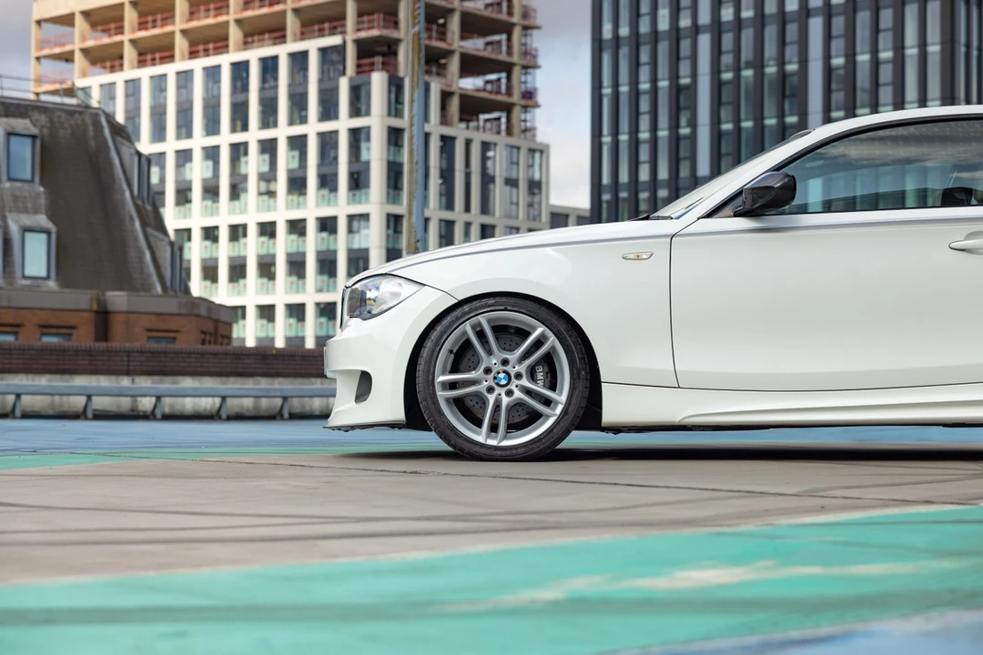 2011 BMW E82 135i & 135is - Image 21 of 30