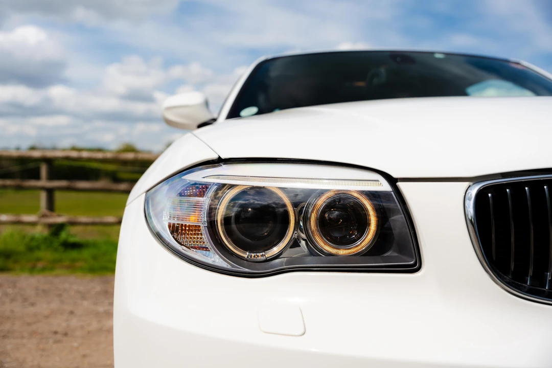 2011 BMW E82 135i & 135is - Image 11 of 31