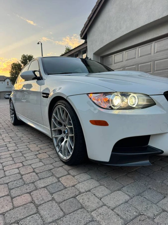 2011 BMW E90 M3 Sedan - Image 9 of 16