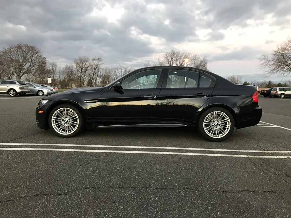 2011 BMW E90 M3 Sedan - Image 4 of 13