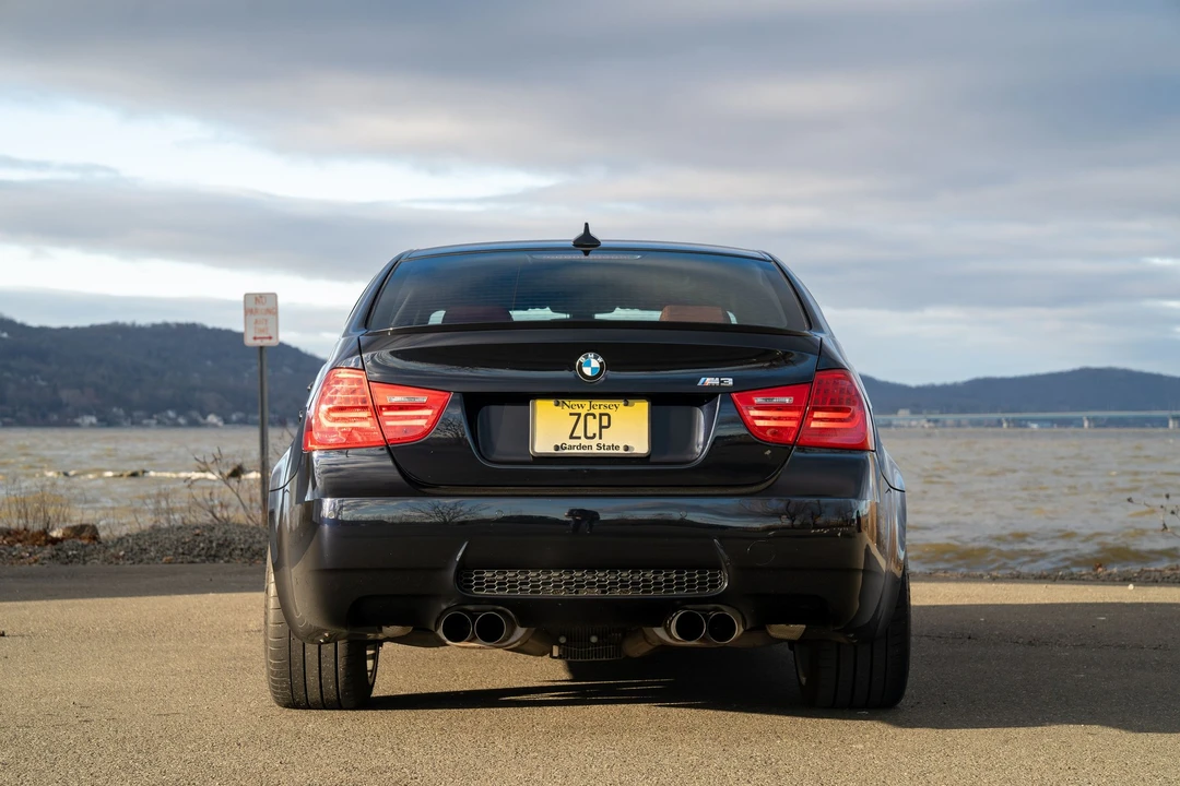 2011 BMW E90 M3 Sedan - Image 4 of 12