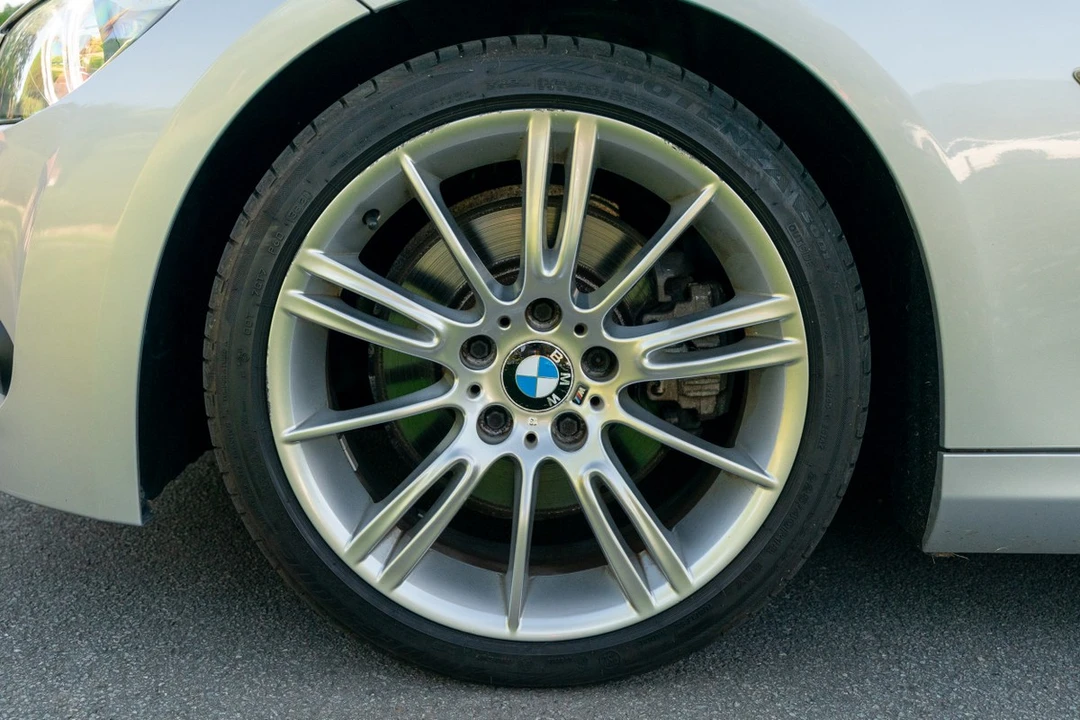 2011 BMW E92 3 Series Coupe - Image 16 of 30