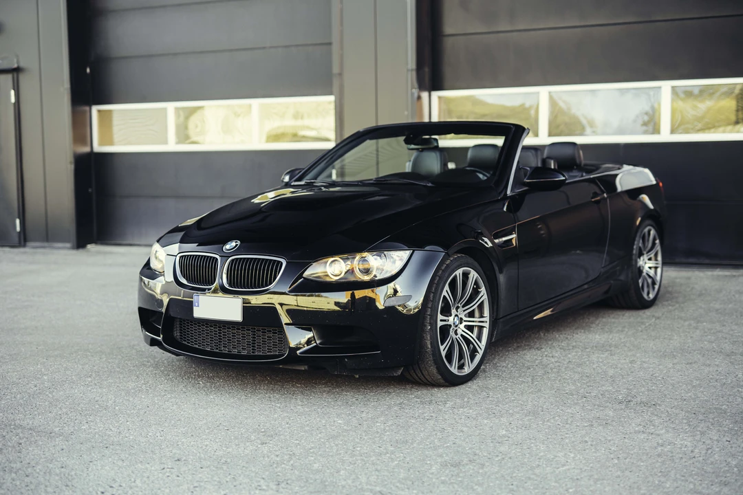2011 BMW E93 M3 Convertible - Image 3 of 6