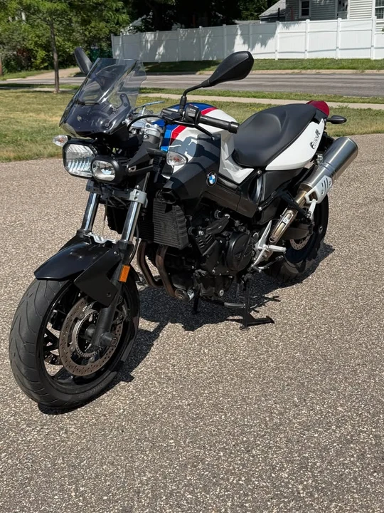 2011 BMW Motorcycles - Image 8 of 8
