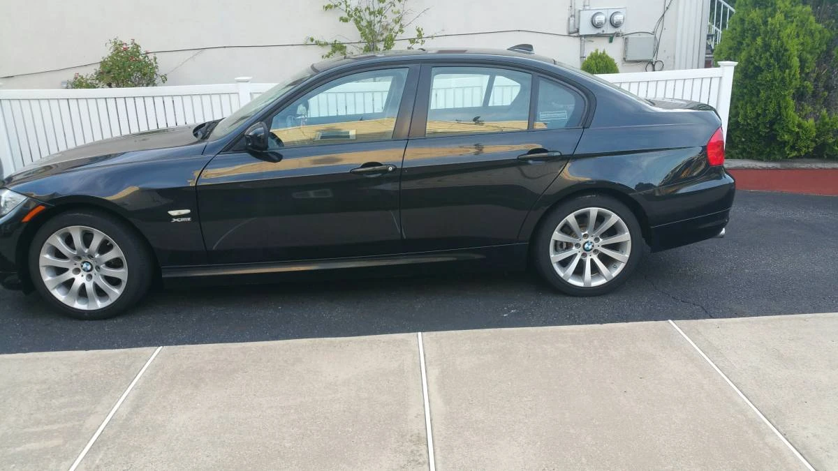 2011 BMW E90 3 Series Sedan - Image 2 of 10