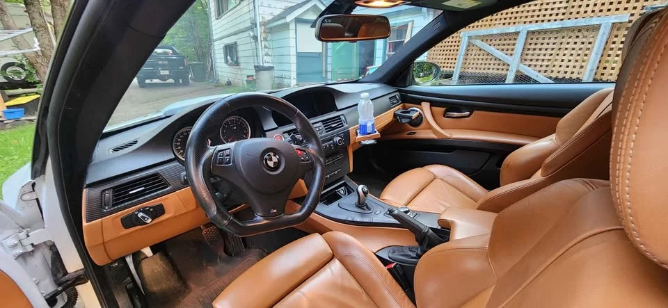 2011 BMW M3 - Image 3 of 5