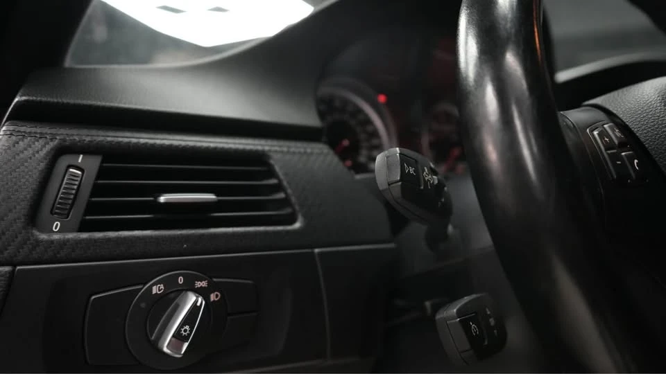 2011 BMW M3 - Image 9 of 13