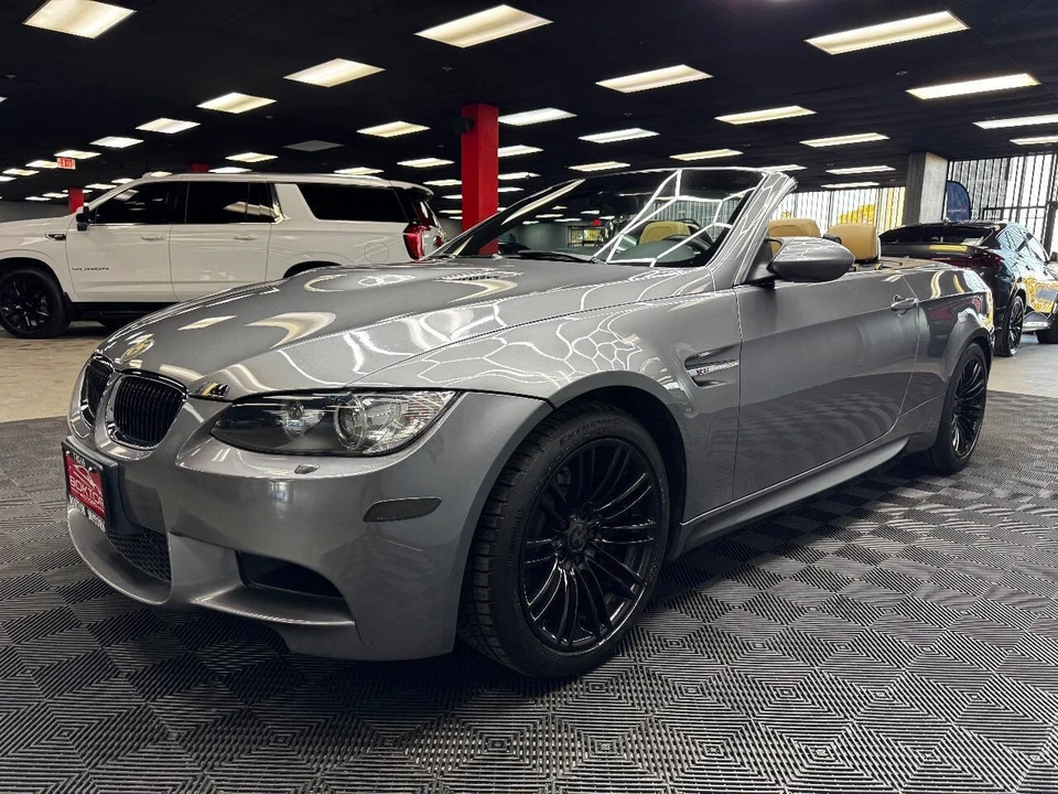 2011 BMW E93 M3 Convertible - Image 8 of 12