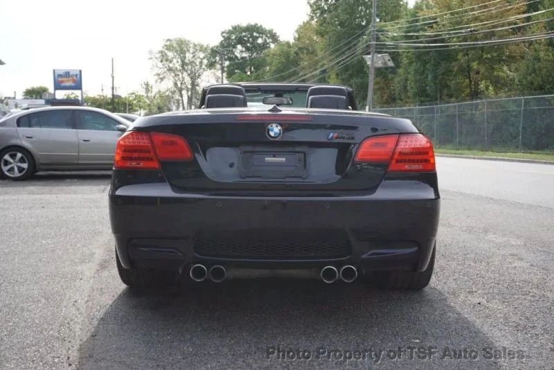 2011 BMW M3 - Image 8 of 12