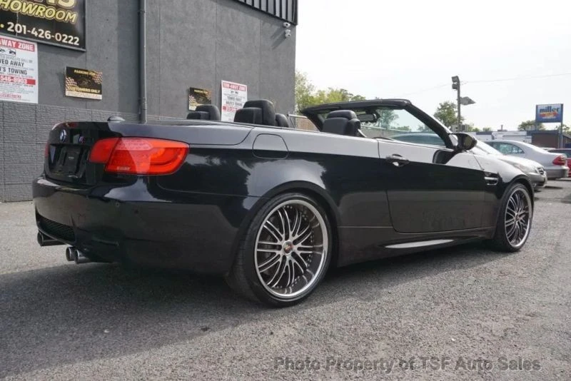 2011 BMW M3 - Image 9 of 12